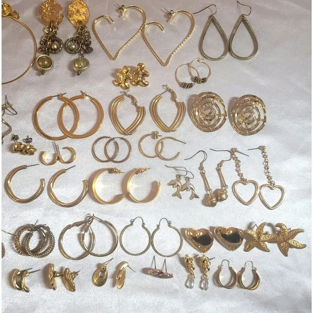 35+ Pc Goldtone Vtg Y2K Pierced Earrings Lot Mixed Styles Hoops Dangle Drop